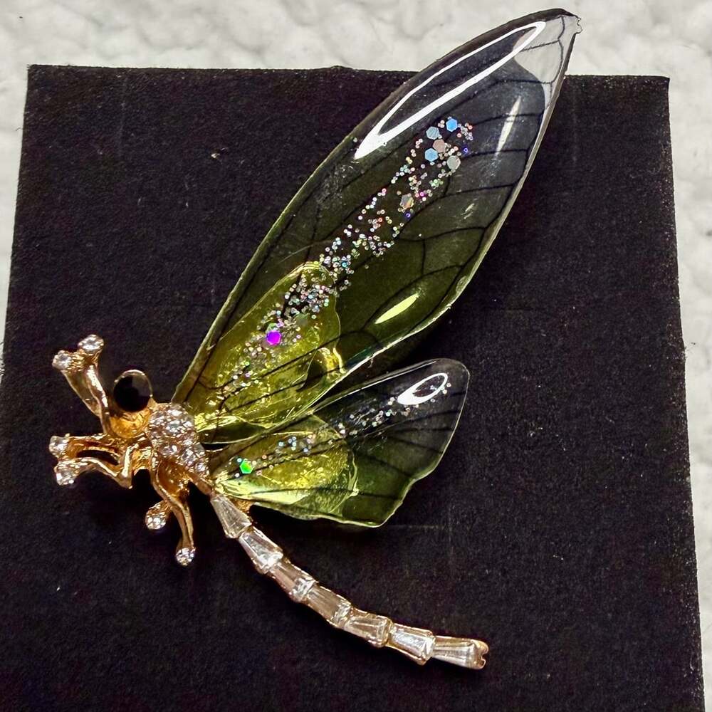 Green Crystal Transparent Wings Dragonfly Brooch Pin